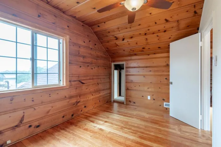 1222 Lincoln Avenue, Pacific Grove, California 93950