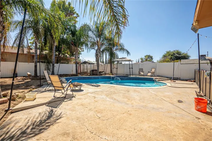 34741 Knarr Road, Yucaipa, California 92399