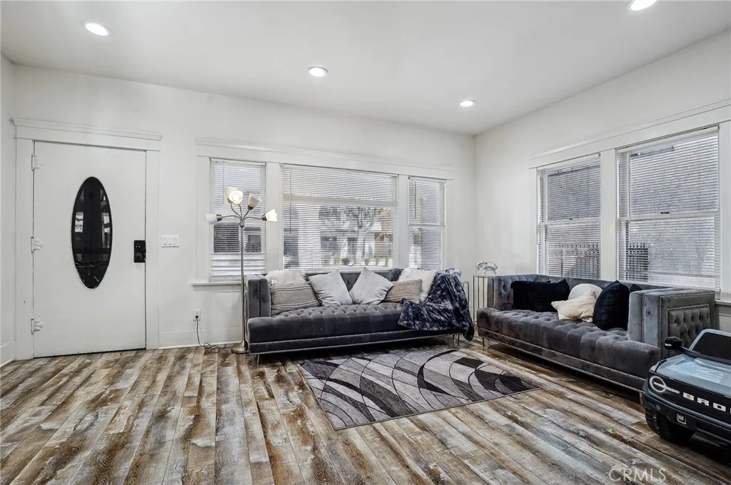 7251 Painter Avenue 7255, Whittier, California 90602 home-pic-7