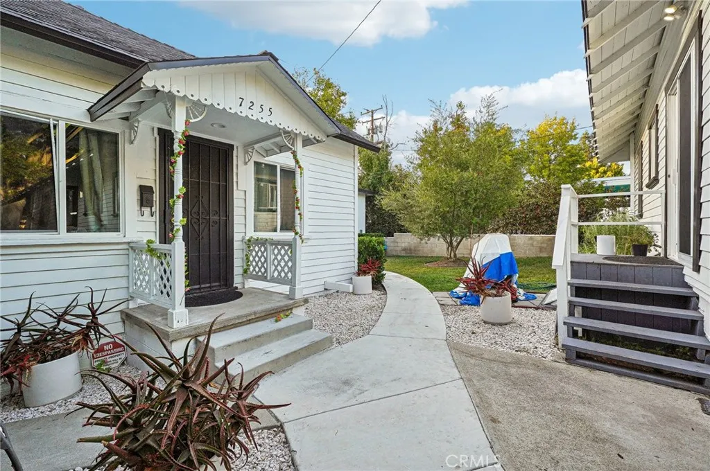 7251 Painter Avenue 7255, Whittier, California 90602 home-pic-6