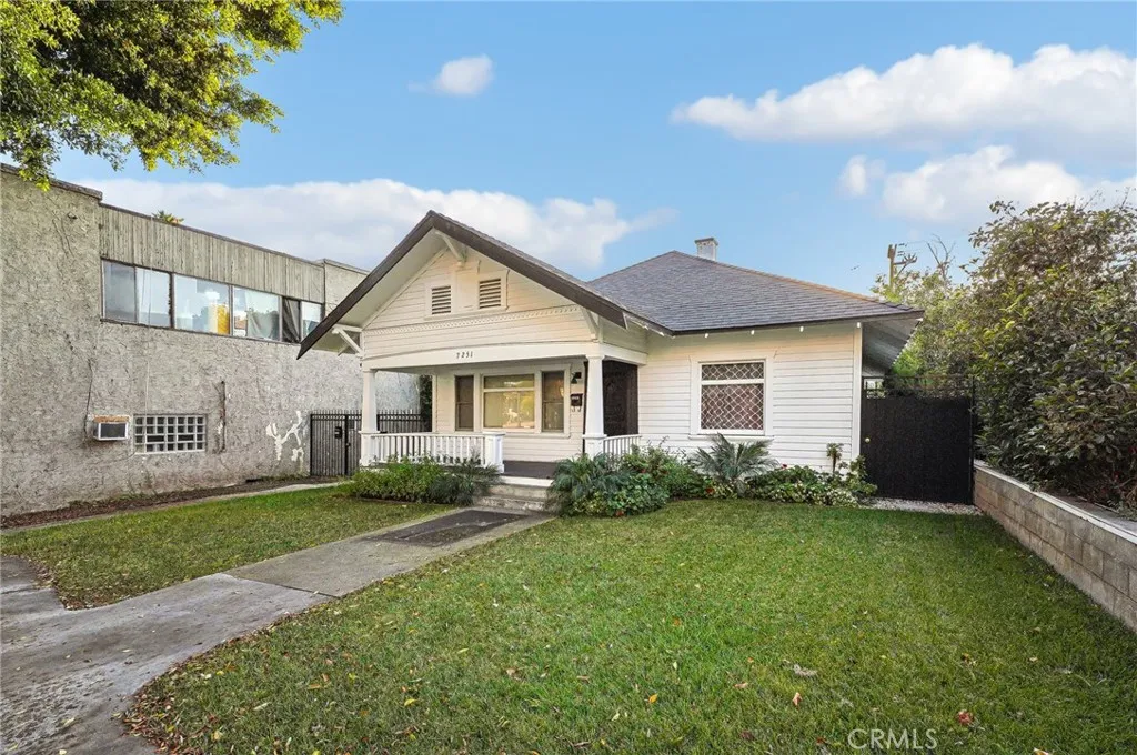 7251 Painter Avenue 7255, Whittier, California 90602 home-pic-4