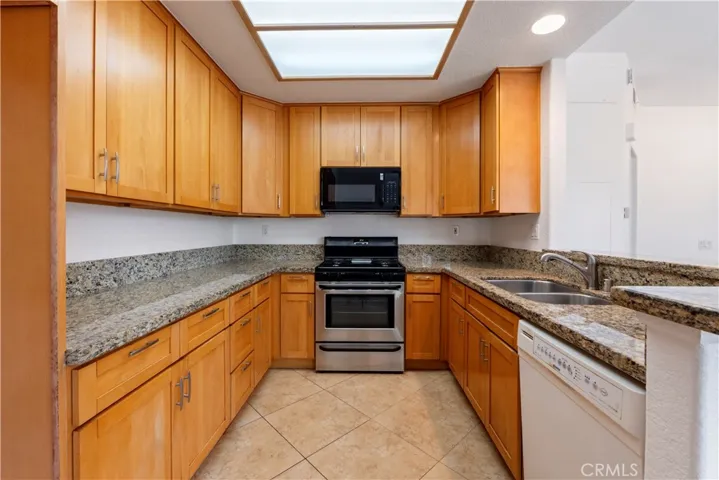 28 Sandpiper Lane, Aliso Viejo, California 92656
