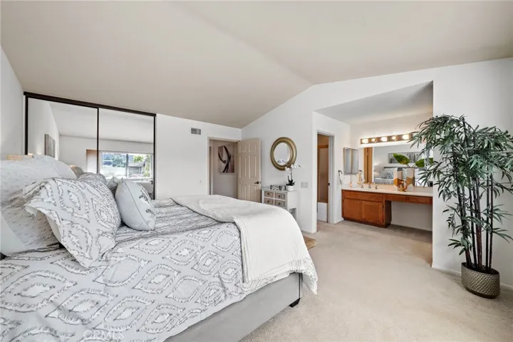 Good-Sized Master Bedroom that inlcudes a small sitting area and an Ensuite Bathroom