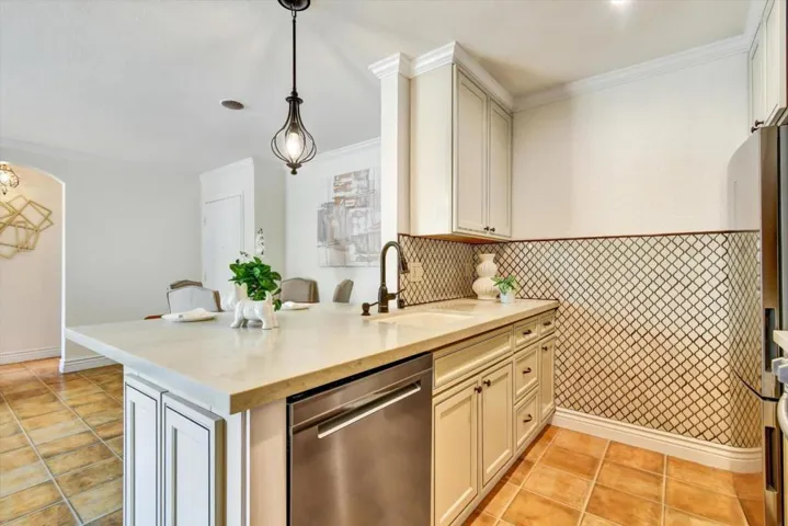 395 Imperial Way 230, Daly City, California 94015