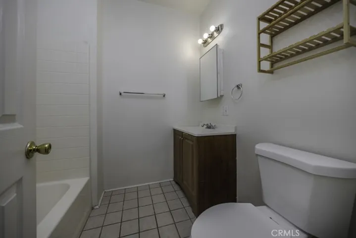 354 Chestnut Avenue 20, Long Beach, California 90802