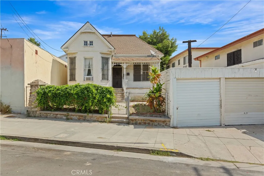 1037 Alpine Street, Los Angeles, California 90012, ,Residential Income,For Sale,Alpine,WS25178513