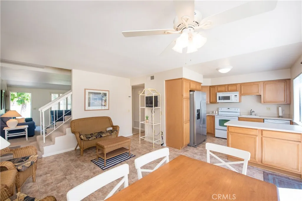 6087 Montecito Circle 4, Palm Springs, California 92264 home-pic-9