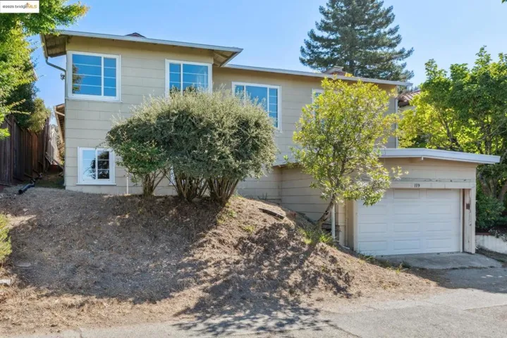 119 Villanova Dr, Oakland, California 94611