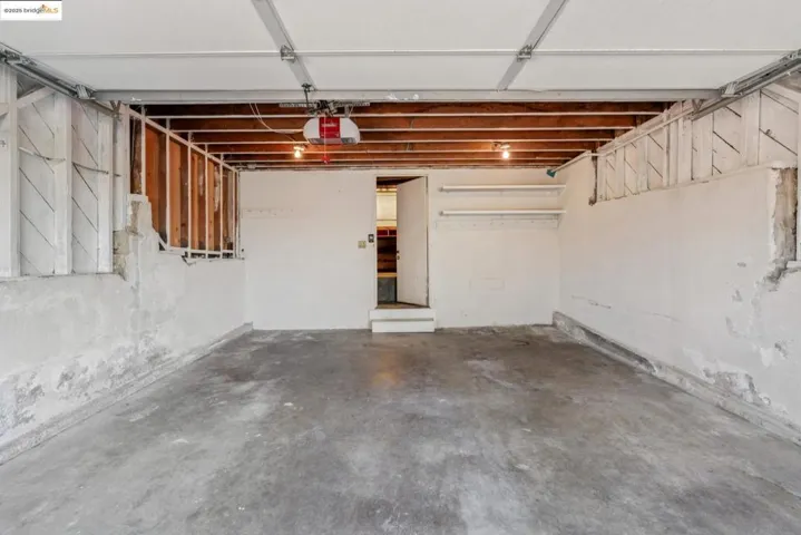 119 Villanova Dr, Oakland, California 94611