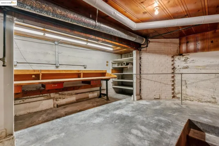 119 Villanova Dr, Oakland, California 94611