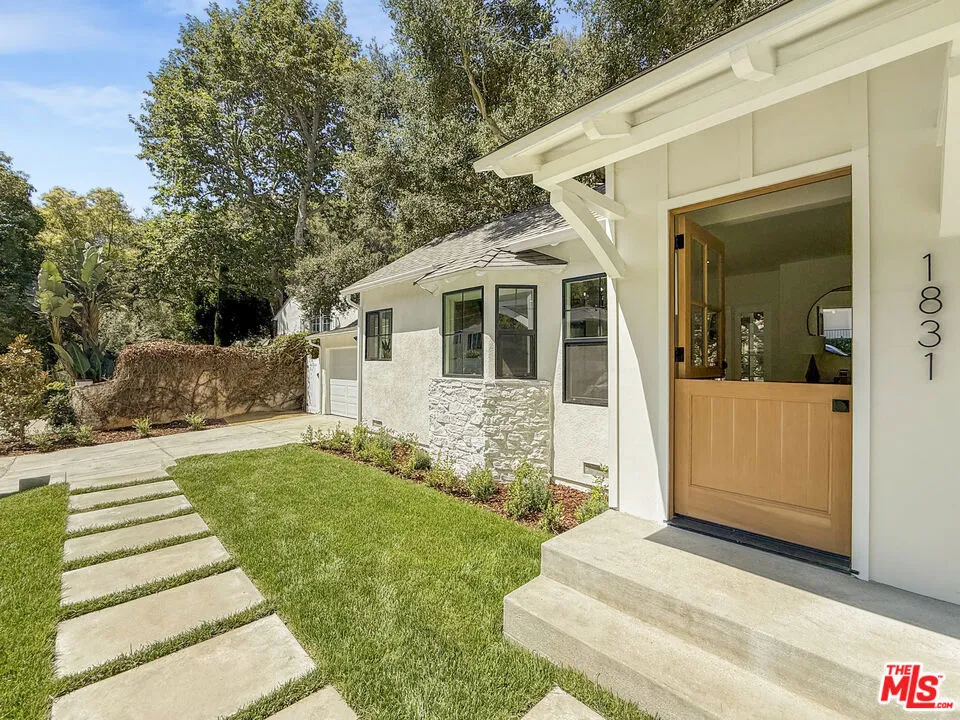 1831 Benedict Canyon Drive, Beverly Hills, California 90210 home-pic-27