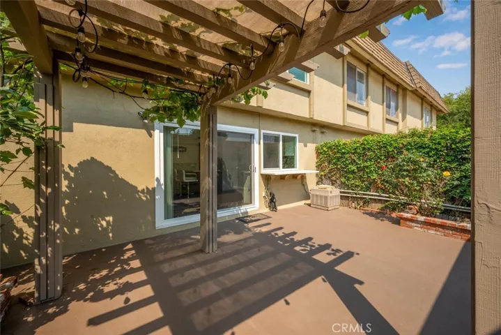 18189 Mesa Verde Court, Fountain Valley, California 92708
