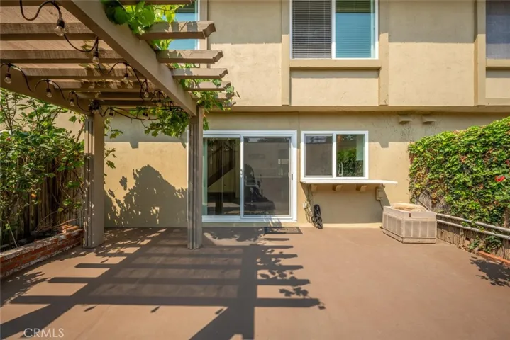 18189 Mesa Verde Court, Fountain Valley, California 92708