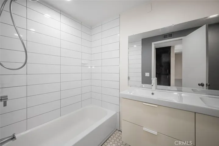 Upstairs Hallway Bathroom.