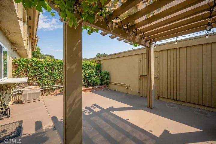 18189 Mesa Verde Court, Fountain Valley, California 92708