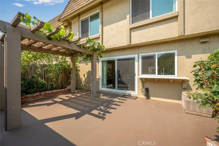 18189 Mesa Verde Court, Fountain Valley, California 92708