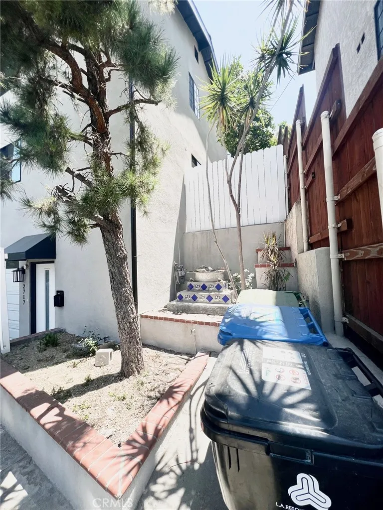 2717 Chadwick Circle, Los Angeles, California 90032 home-pic-3