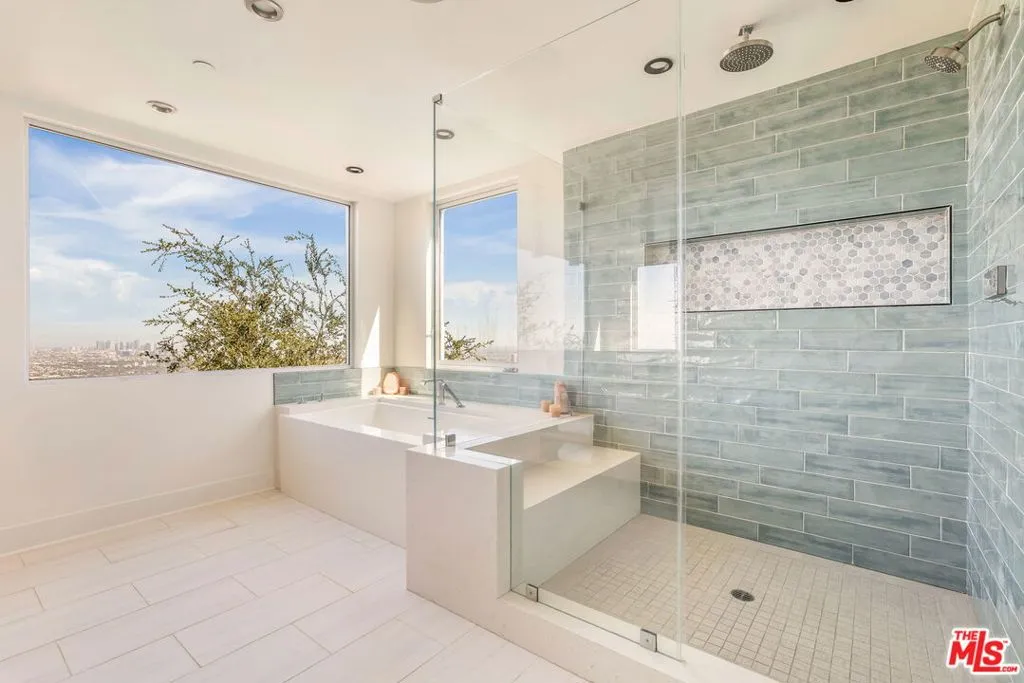1610 Viewmont Drive, Los Angeles, California 90069 home-pic-9