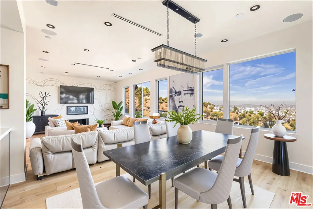 1610 Viewmont Drive, Los Angeles, California 90069 home-pic-4