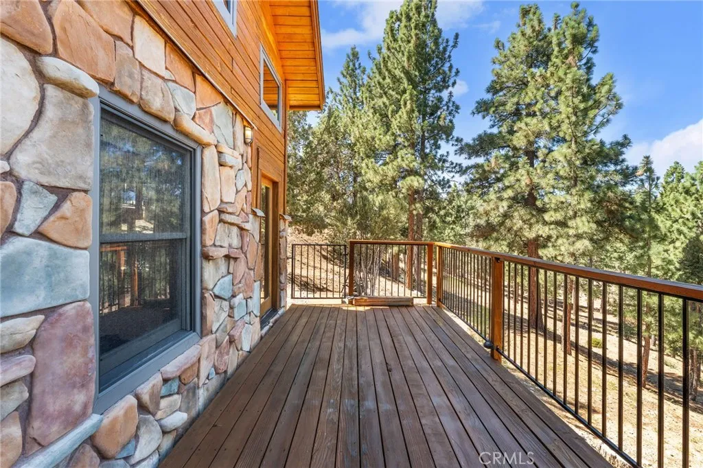 298 Dixie Lee Lane, Big Bear Lake, California 92386 home-pic-12