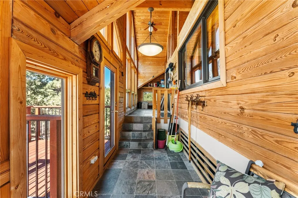 298 Dixie Lee Lane, Big Bear Lake, California 92386 home-pic-21