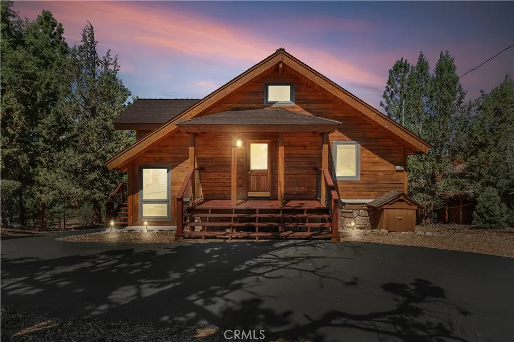 298 Dixie Lee Lane, Big Bear Lake, California 92386 home-pic-1