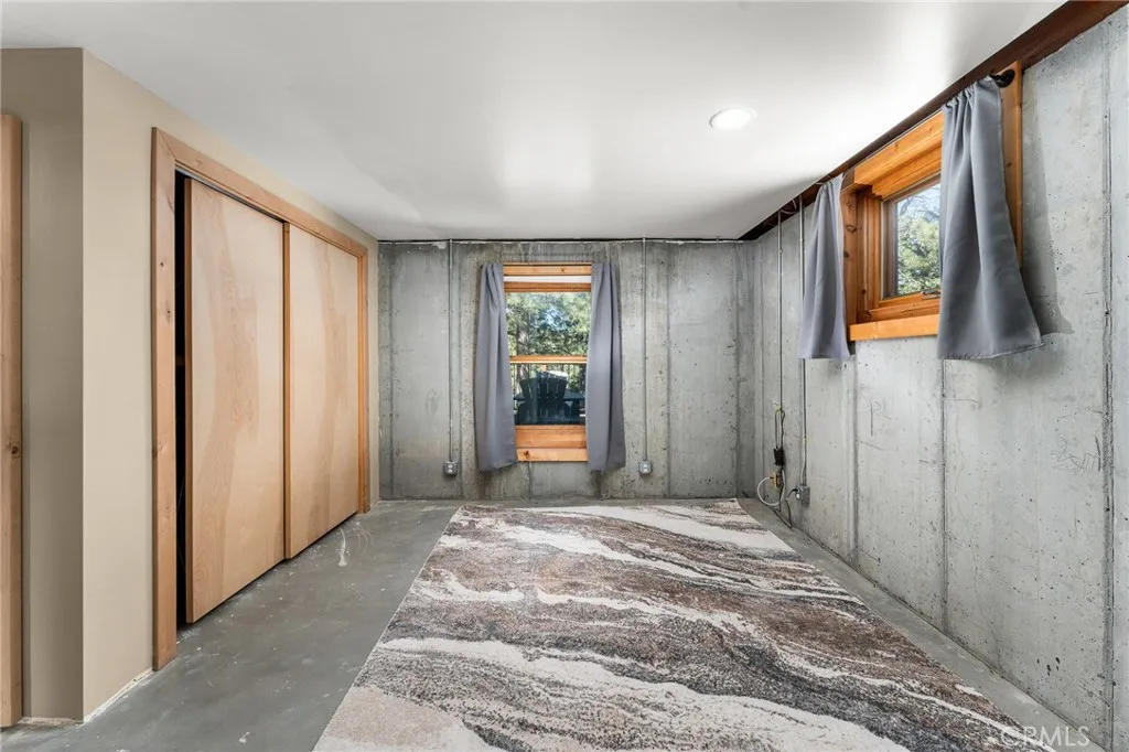 298 Dixie Lee Lane, Big Bear Lake, California 92386 home-pic-28