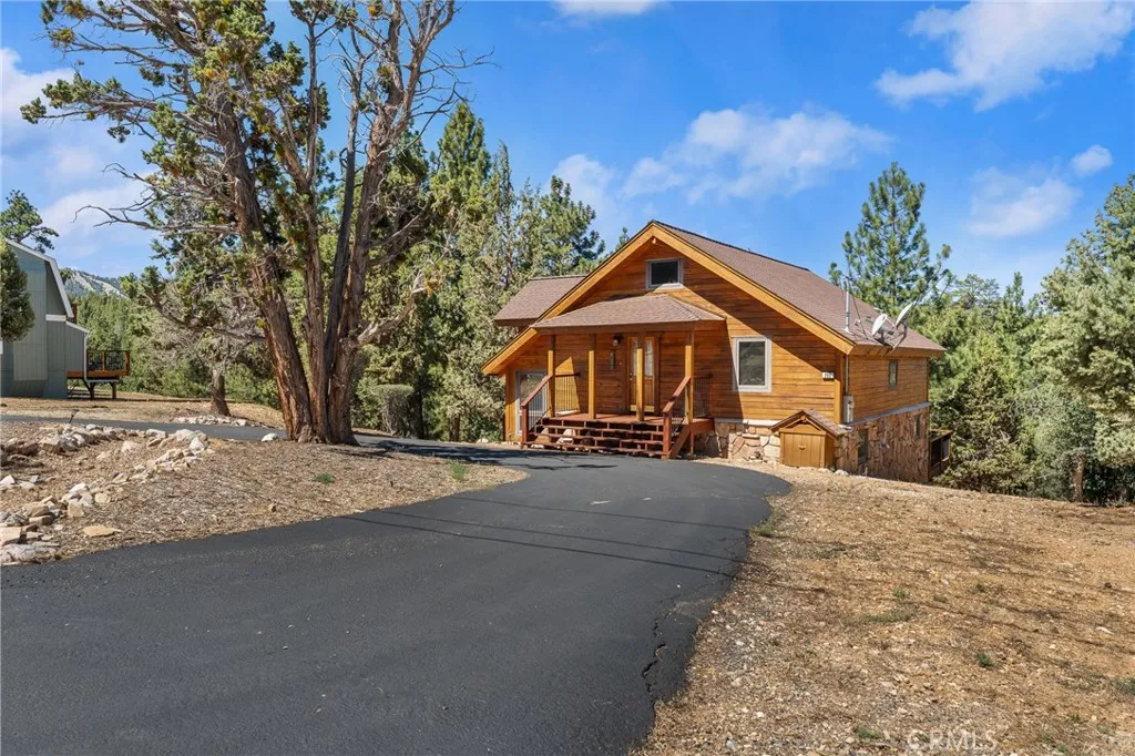 298 Dixie Lee Lane, Big Bear Lake, California 92386 home-pic-8