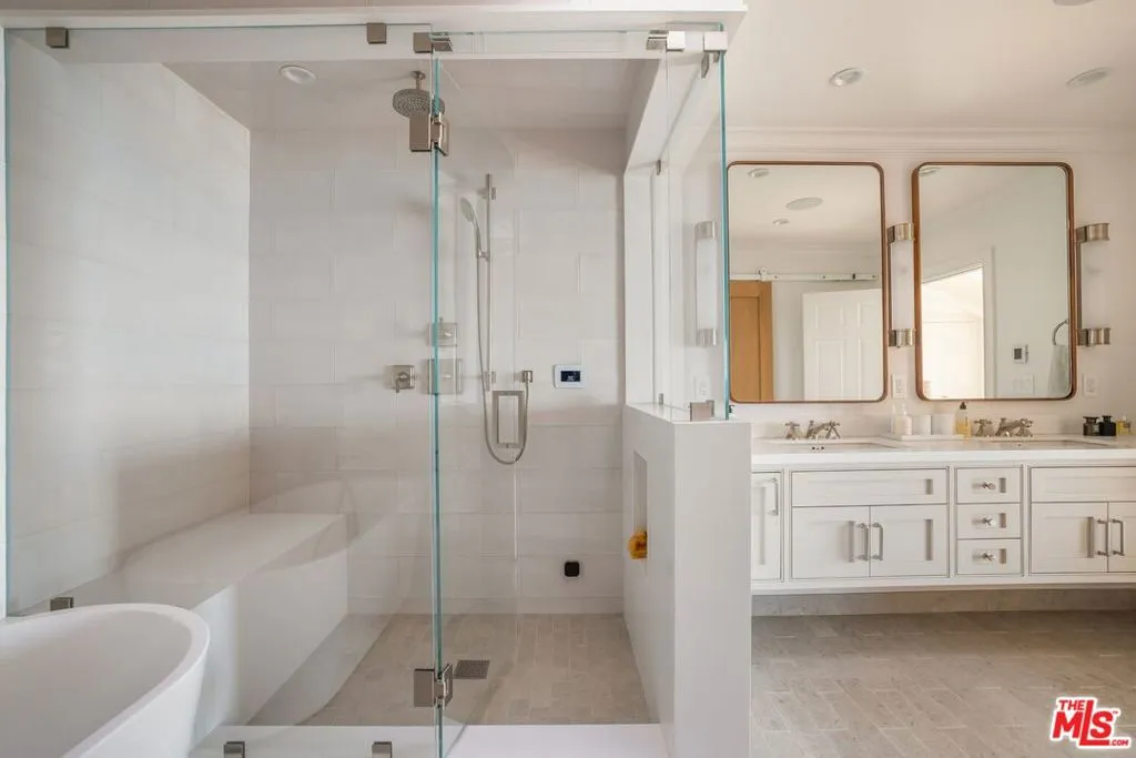 27086 Malibu Cove Colony Drive, Malibu, California 90265 home-pic-16