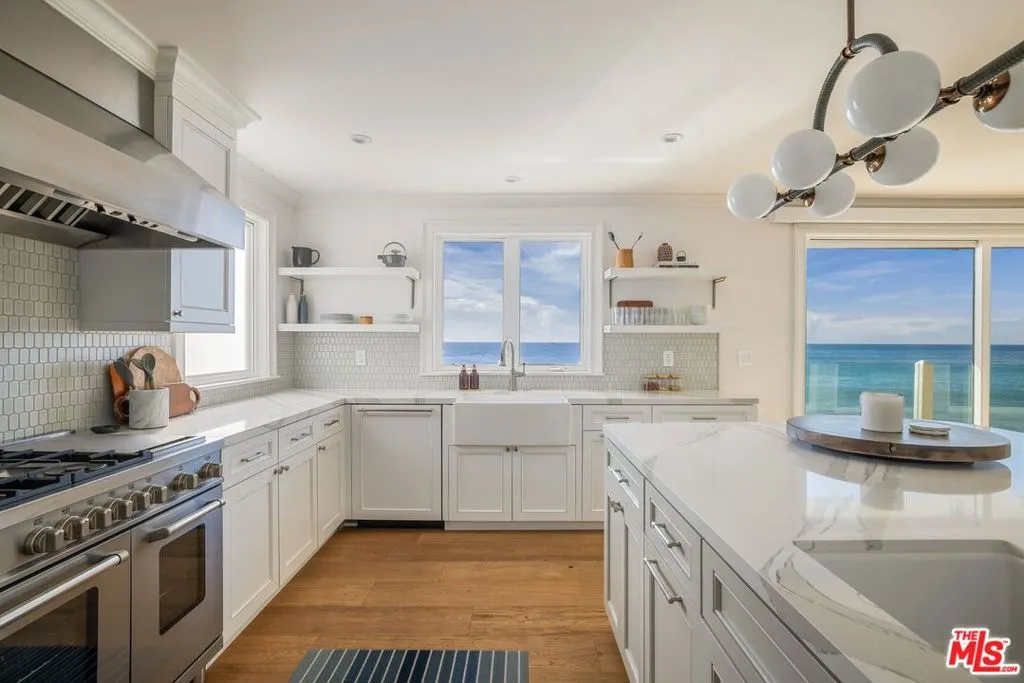 27086 Malibu Cove Colony Drive, Malibu, California 90265 home-pic-9