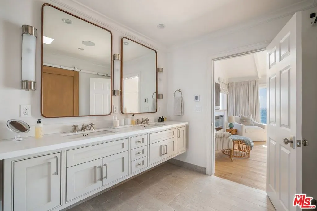 27086 Malibu Cove Colony Drive, Malibu, California 90265 home-pic-15
