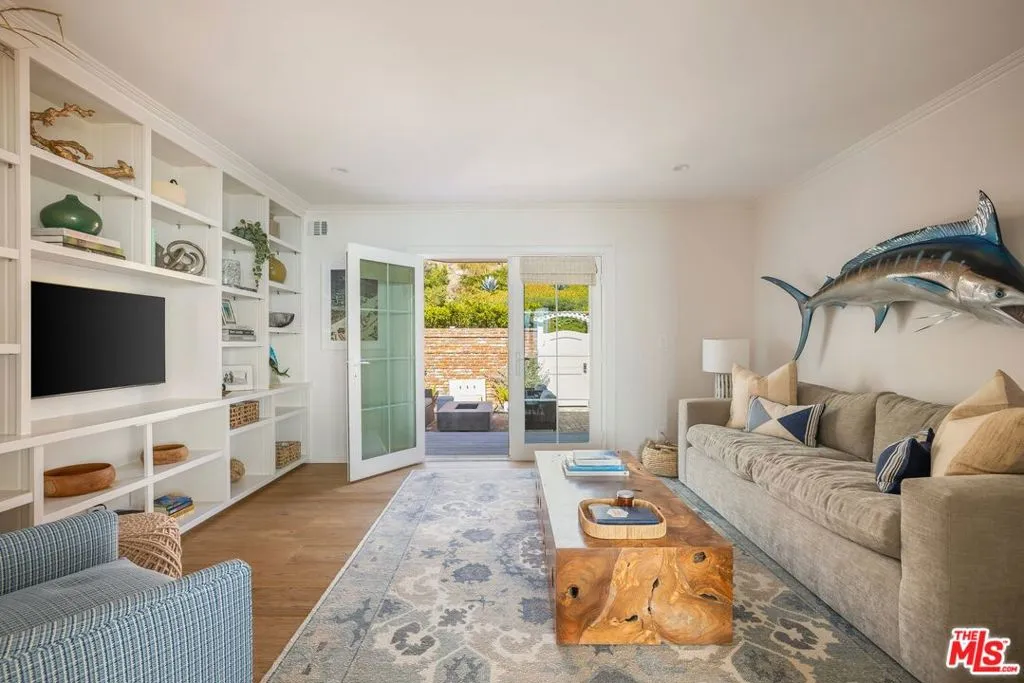 27086 Malibu Cove Colony Drive, Malibu, California 90265 home-pic-11