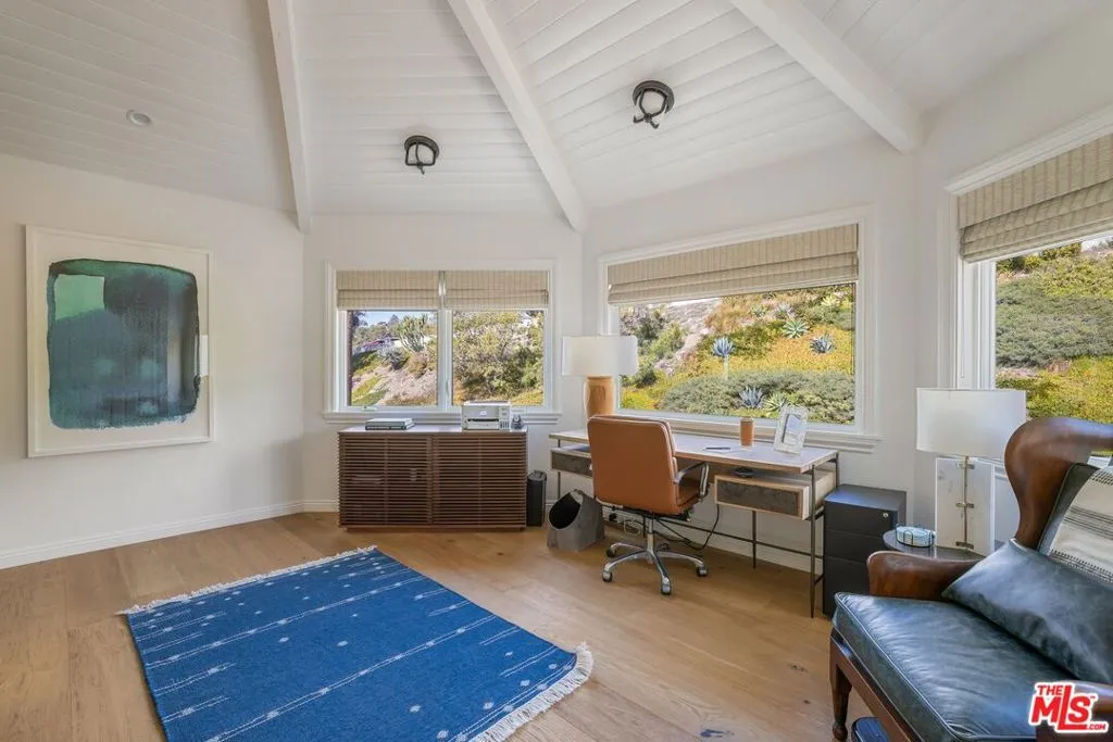 27086 Malibu Cove Colony Drive, Malibu, California 90265 home-pic-17