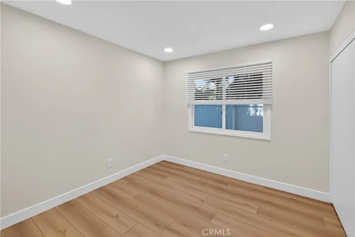 915 Gardenia Way, Corona Del Mar, California 92625