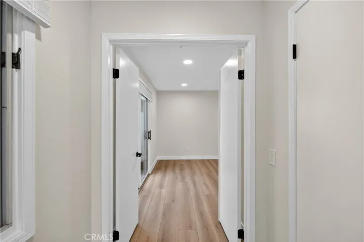 915 Gardenia Way, Corona Del Mar, California 92625
