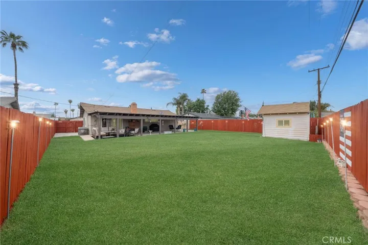 8828 Holly Lane, Riverside, California 92503
