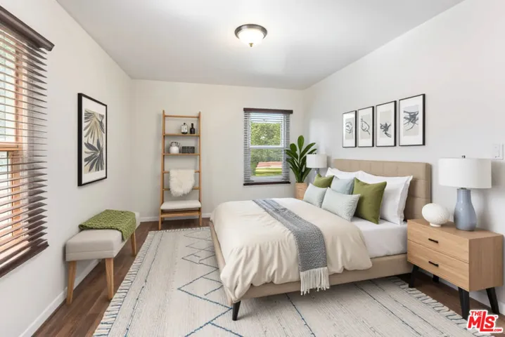 12041 Hartsook Street, Valley Village, California 91607