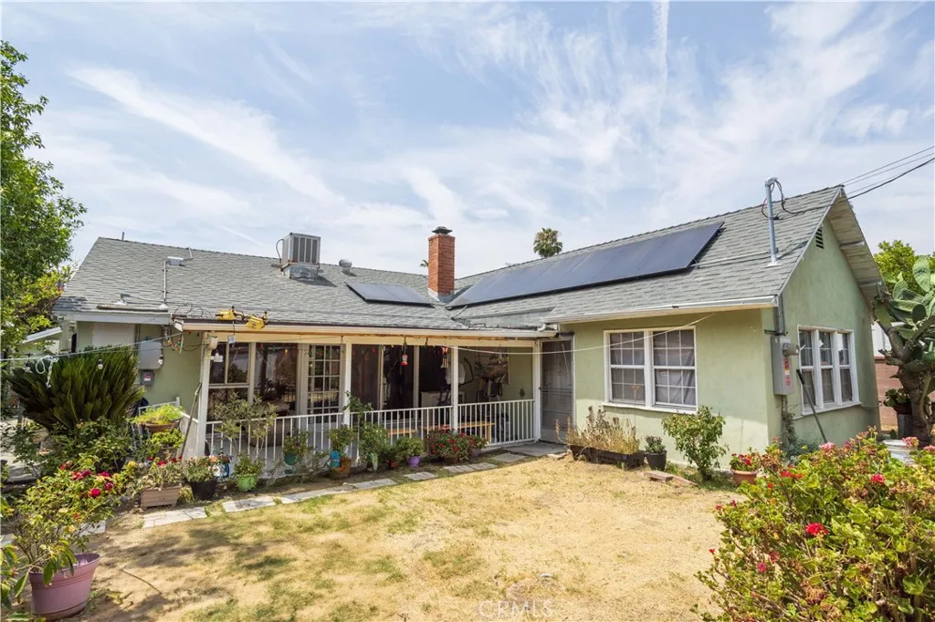 6402 Graves Avenue, Van Nuys, California 91406 home-pic-27