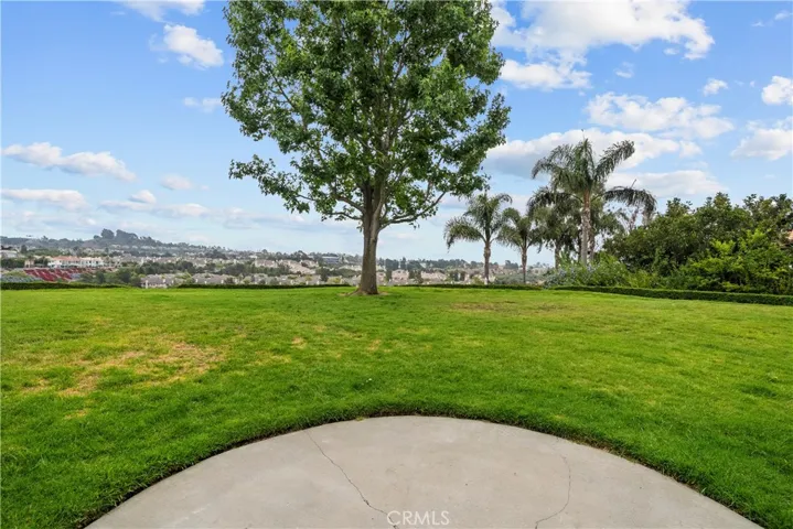 3 Brighton Place 3, Laguna Niguel, California 92677