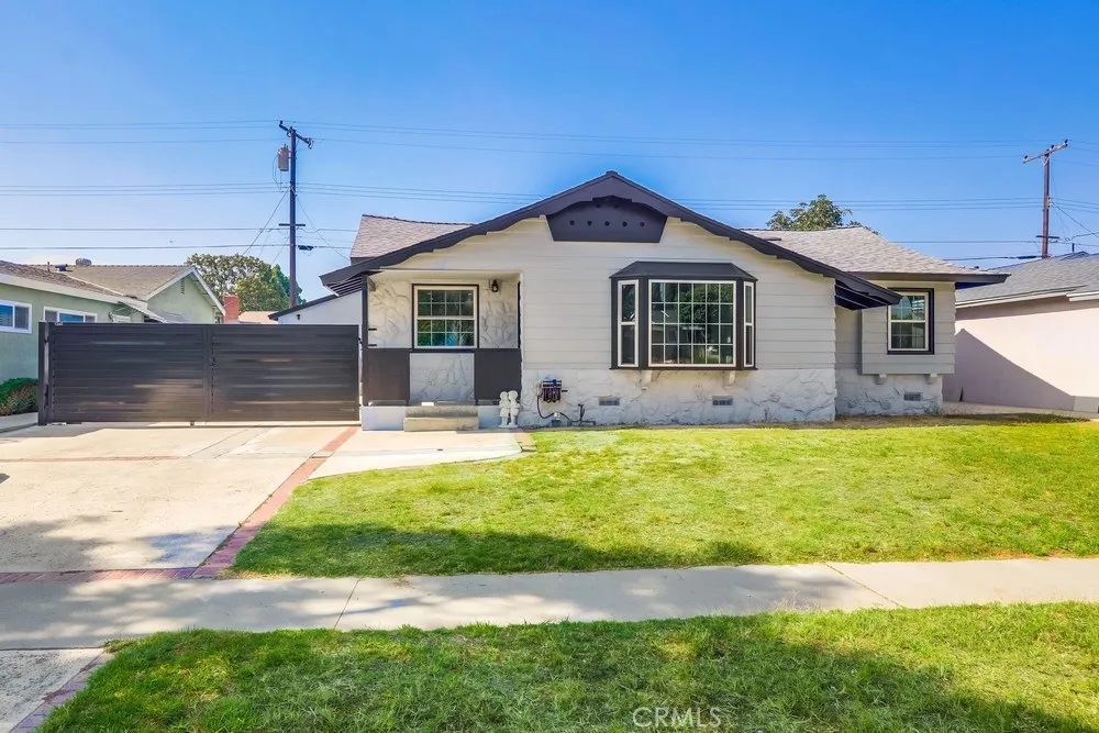 1260 E Turin Avenue B, Anaheim, California 92805, 1 Bedroom Bedrooms, ,1 BathroomBathrooms,Residential Lease,For Rent,Turin,OC25178308
