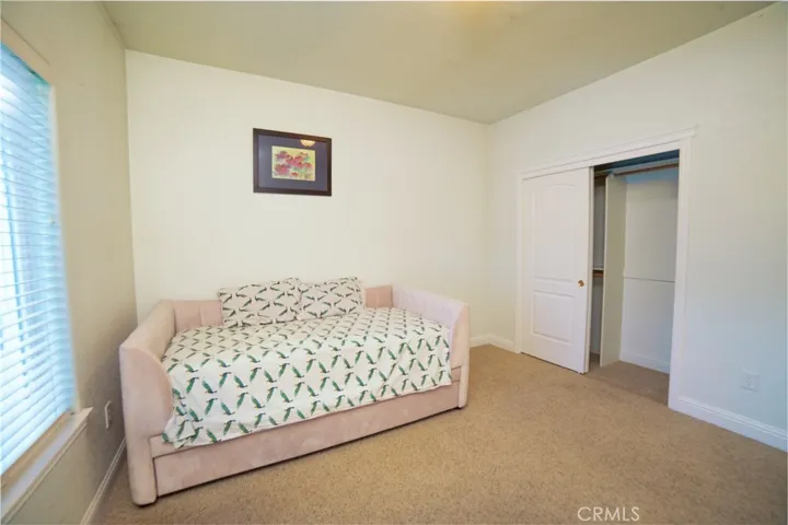396 Washington Place, Mount Shasta, California 96067