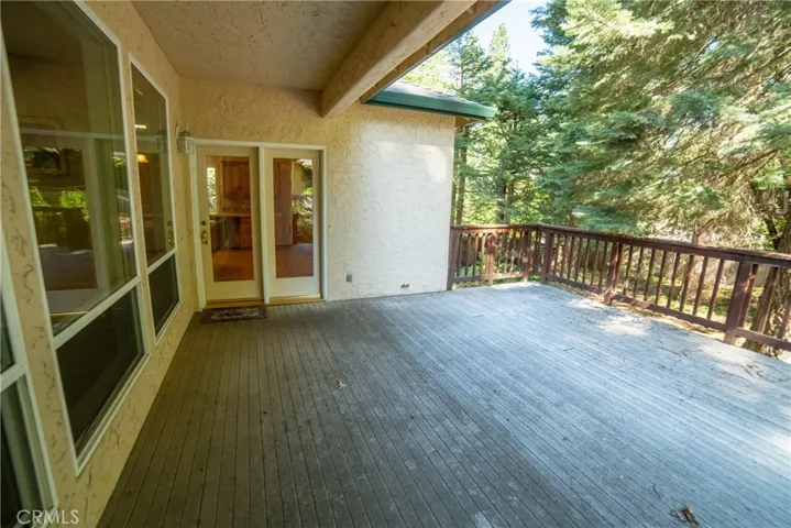 396 Washington Place, Mount Shasta, California 96067