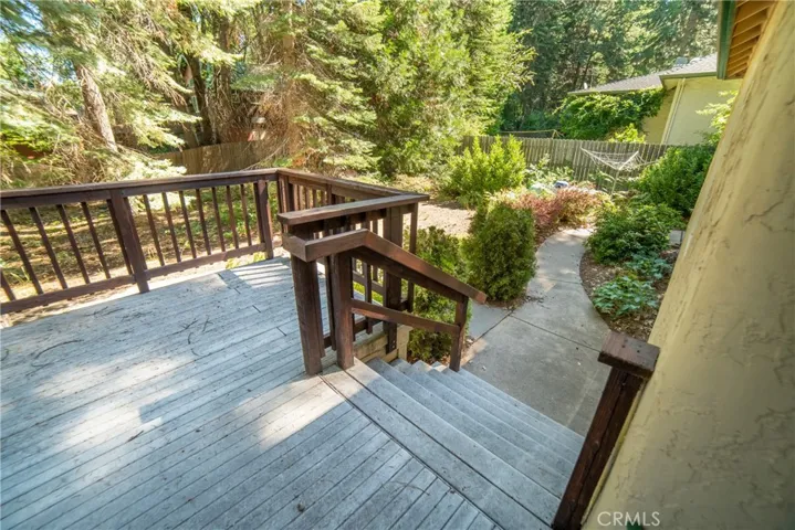 396 Washington Place, Mount Shasta, California 96067