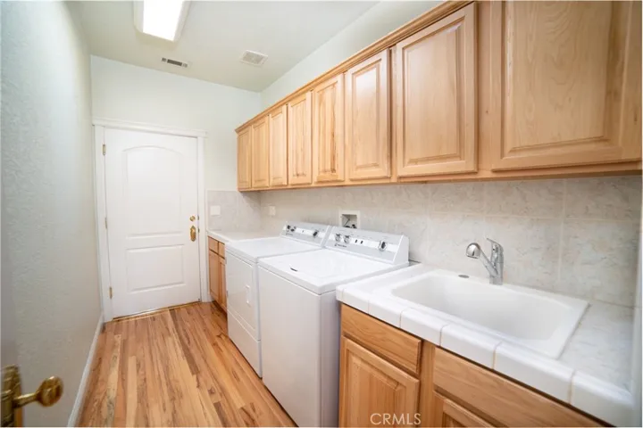396 Washington Place, Mount Shasta, California 96067