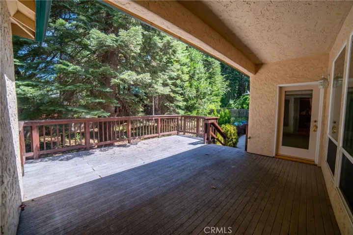 396 Washington Place, Mount Shasta, California 96067