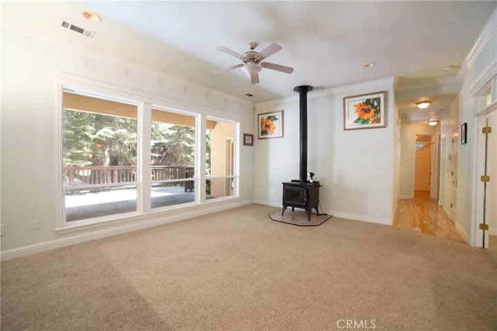 396 Washington Place, Mount Shasta, California 96067