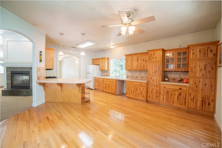 396 Washington Place, Mount Shasta, California 96067