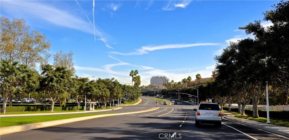 Nearby Irvine Business Centers