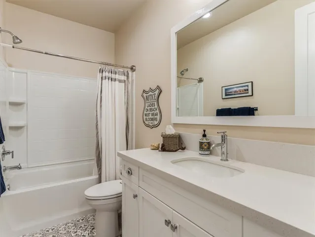 Secondary Bath with tub/shower combo
