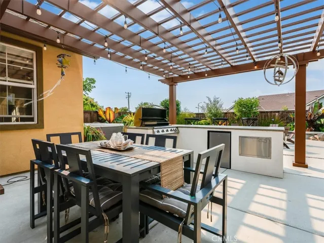 Outdoor Dining Area